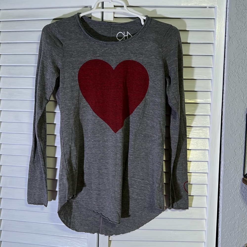 Chaser women’s NWOT Grey t-shirt. Size S